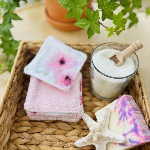 Alternative view of Washable wipes - pink floral