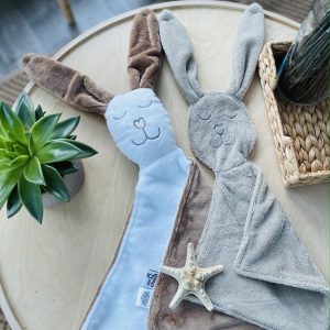 Alternative view of Duo débarbouillette et toutou-doudou lapin - M.Brownie